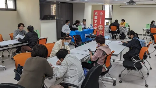 年后转职看过来!12企业释出400个职缺 病房助理上看36K