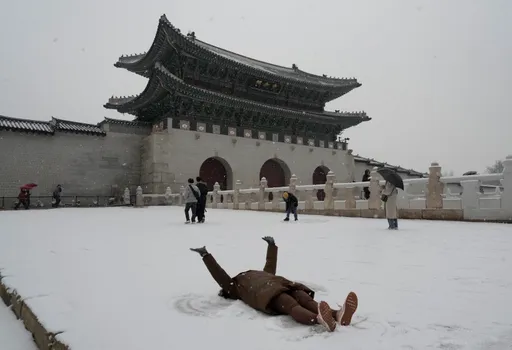 南韓強烈寒流低溫降雪 122架次航班被取消