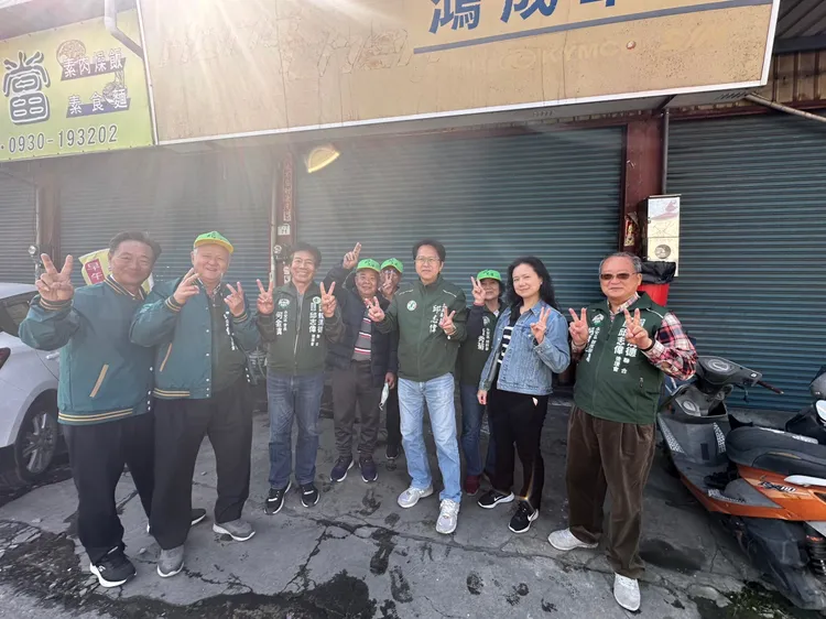 邱志偉14日上午展開車掃謝票行程。邱志偉總部提供