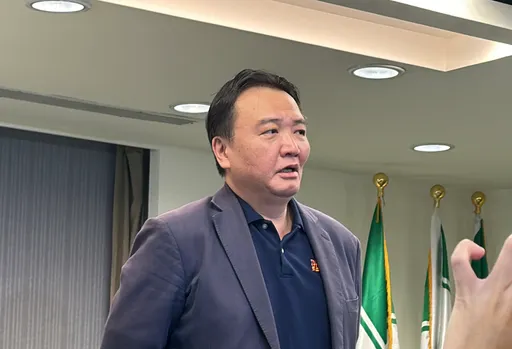 許立明請辭民進黨秘書長!眼眶紅喊「任務結束就回家」 選後檢討不缺席