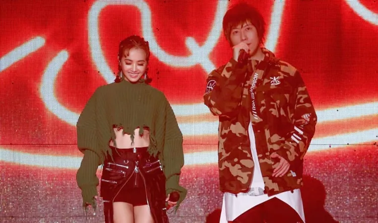 蔡依林2018年曾在北京鳥巢與阿信合唱。翻攝蔡依林IG