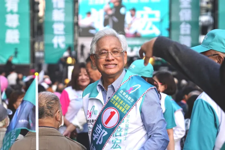 喜樂島聯盟郭倍宏封街舉辦萬人歡樂派對。郭倍宏競總提供