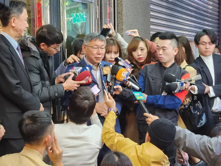 柯文哲敗選後，首次公開受訪。施智齡攝