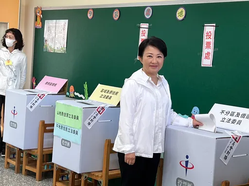 台中風和日麗投票踴躍　盧秀燕呼籲市民：自己決定國家的樣子