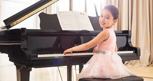 中國鋼琴銷量「斷崖式下滑」 中產階級捲不動:不如去旅遊