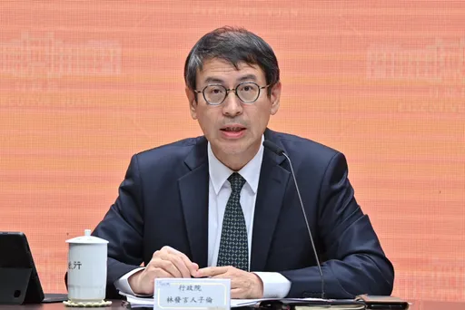 国防部国家级警报挨轰介选　陈建仁：有心人士贴标签「不公不义」