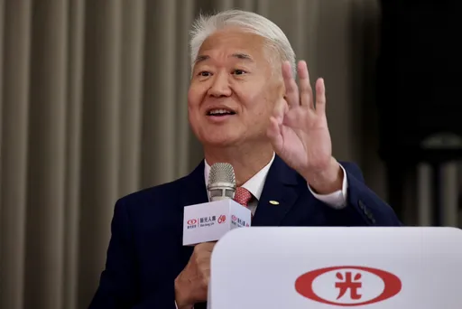 吳東進籲盡速增資 改革派股東:困境是他種下的因