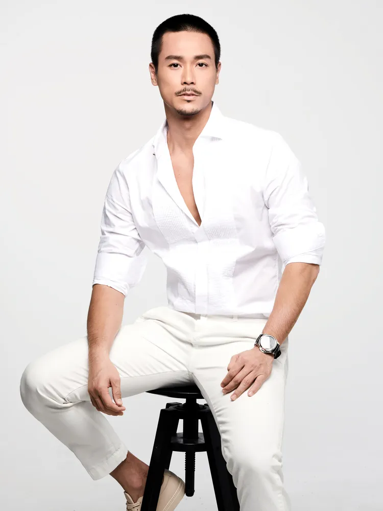 來自新加坡的演員陳邦鋆，現定居台灣。伊林娛樂提供