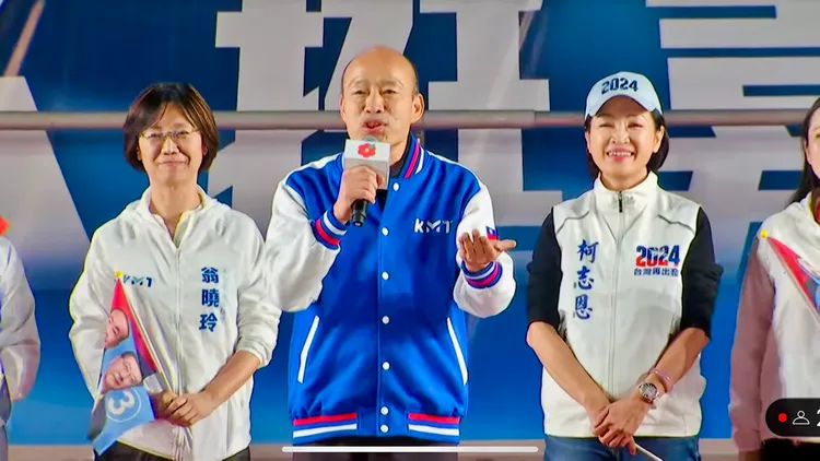 韓國瑜猛批民進黨「連衛星跟飛彈都搞不清楚」。取自直播共訊