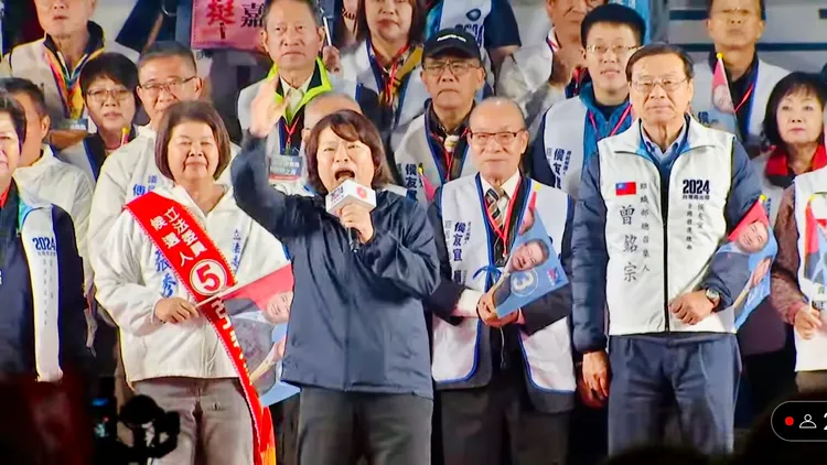 嘉義市長黃敏惠高喊：「嘉義出總統、嘉義人出頭天」。取自直播共訊