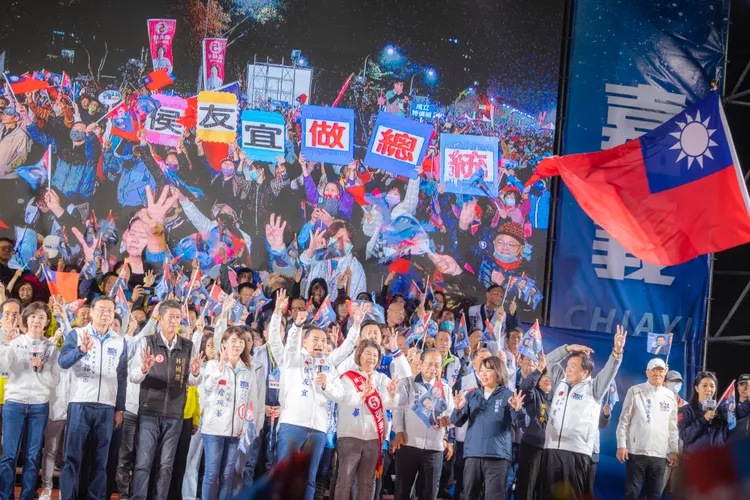 侯友宜要台灣人民要看清楚，別再被騙了。競總提供