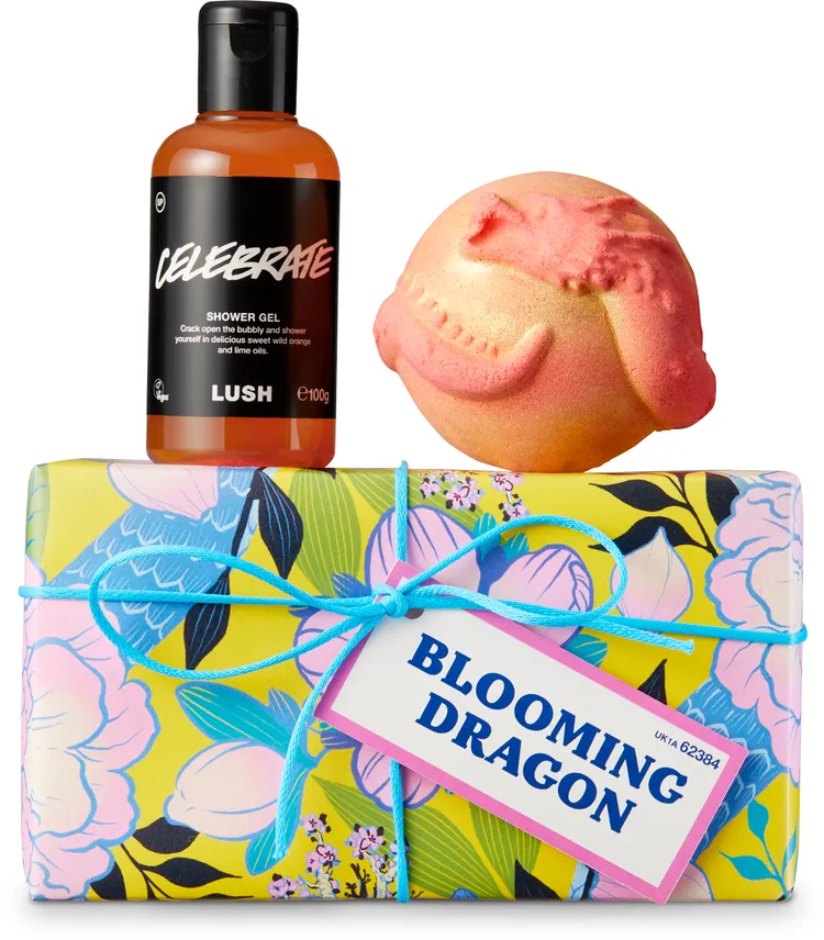 LUSH龍騰花開禮盒，當中包含龍的傳人氣泡彈、100g香檳派對沐浴露，950元。品牌提供
