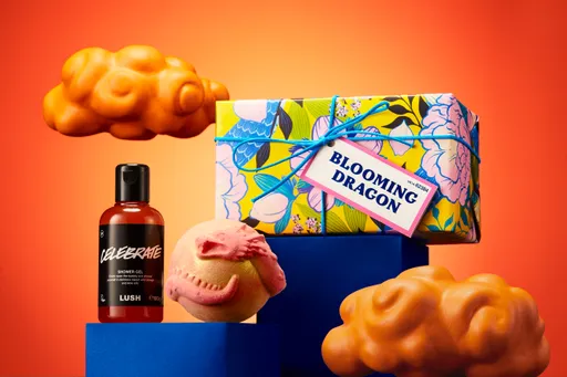 泡完感覺會飛黃騰達! LUSH新春氣泡彈有請粉色巨龍添喜氣