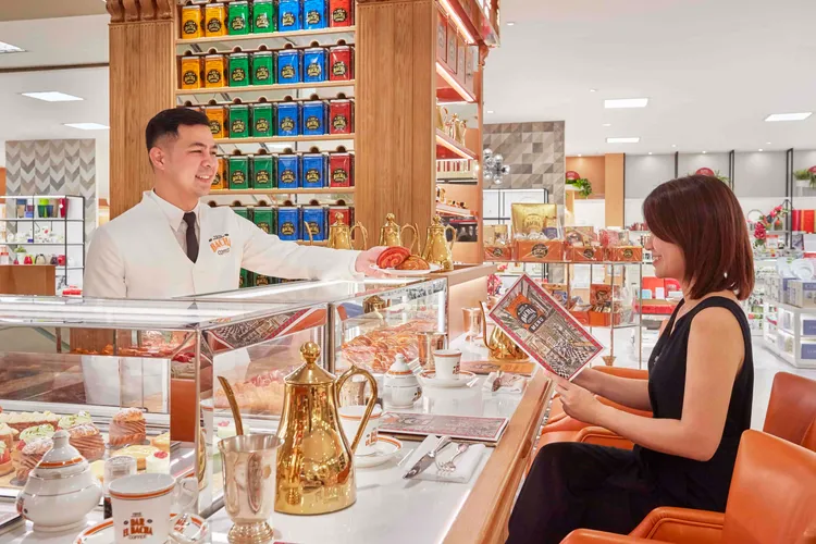 Bacha Coffee 的咖啡吧最多可容納14人。業者提供