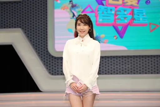 依依斷10年婚！佩佩直呼不意外　遭吳宗憲錯認「妳不是離婚的那個吧 ？」