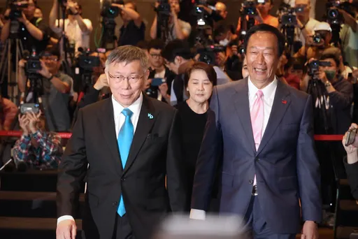 郭台銘倒戈？後援會表態挺柯文哲　趙少康急了：你要做英雄還是狗熊？