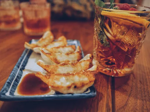 10大傷腎食物!第1名是這杯手搖飲 鍋貼、奶酥麵包都上榜