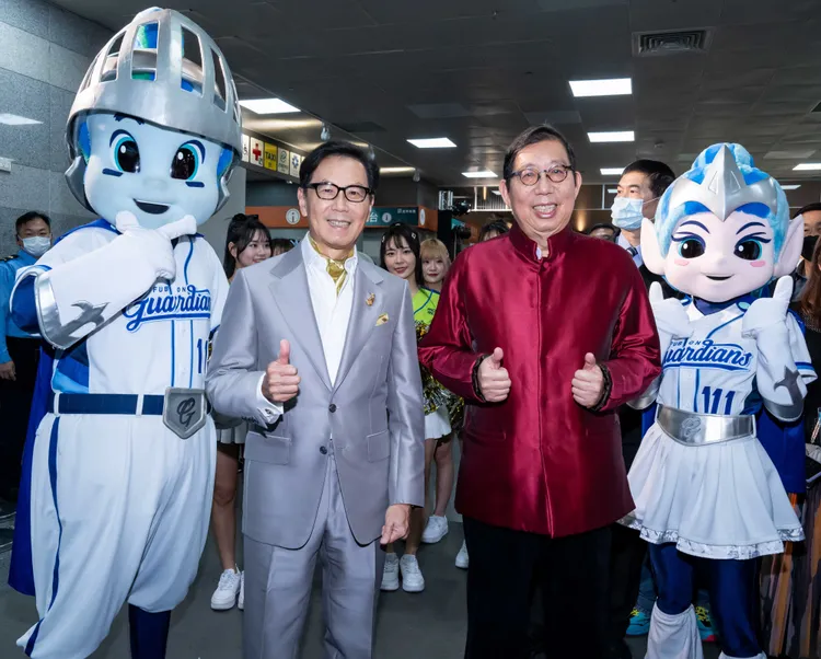 2023富邦集團謝年會由富邦集團蔡明忠董事長、富邦金控董事長揭開序幕。富邦提供