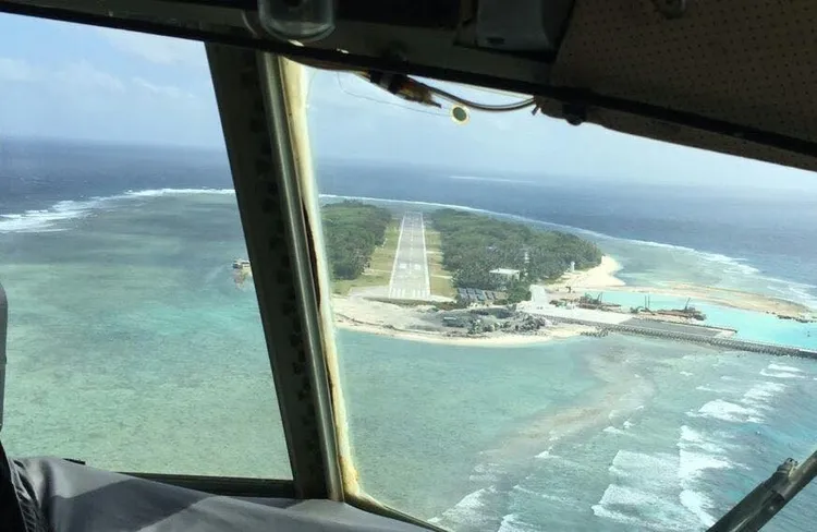 馬英九跟陳水扁過去都曾登過太平島。翻攝馬英九臉書