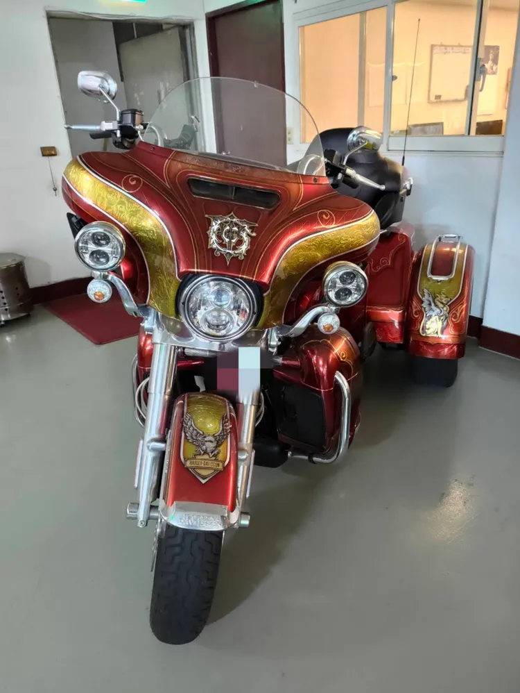 王貴鋒涉掏空10億，豪車被查扣。調查局提供