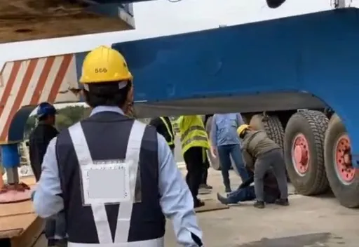 工安意外！工人2米高吊車平台墜落　腦出血急送醫