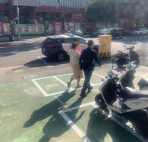 高雄母攜6歲童投票　政黨票不慎遭撕毀！下場是這樣