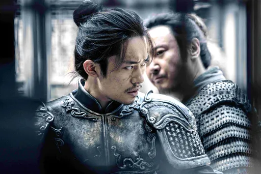 張藝謀《滿江紅》一月登台 易烊千璽百億票房片台中首曝光