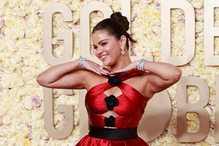 賽琳娜戈梅茲選穿GIORGIO ARMANI禮服。品牌提供