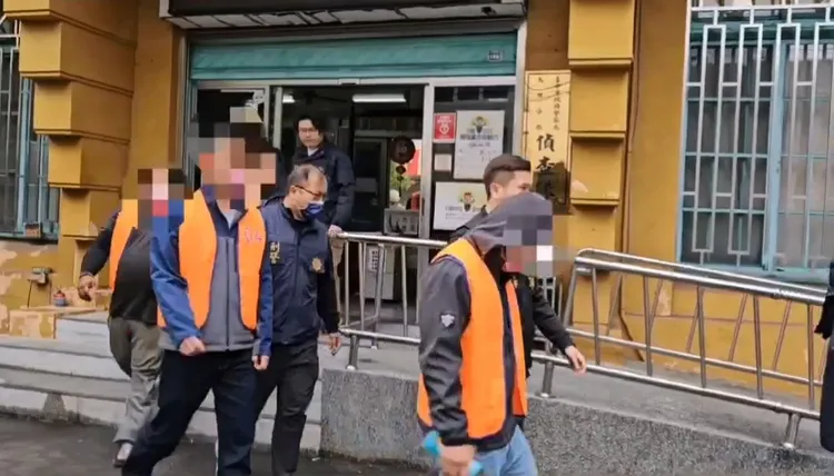 警方逮捕5名嫌犯移送法辦。民眾提供