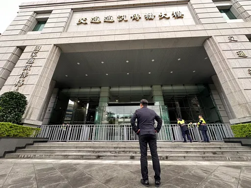 放任財團政客踐踏台灣新聞專業 黃國昌、館長陳之漢今夜衝NCC