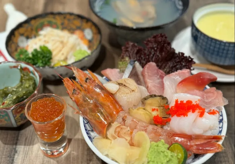 網友分享超哥日料餐廳的餐點。翻攝自GoogleMap