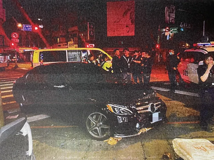 追撞現場。翻攝畫面