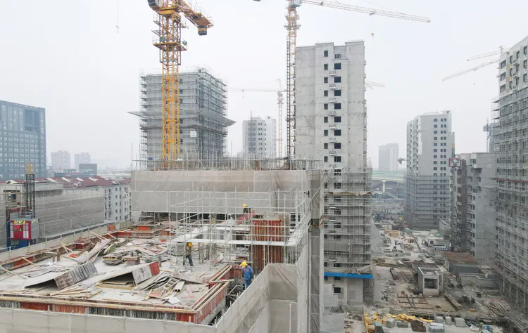 圖為上海一處建築工地。資料照片