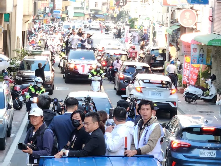 高虹安南下替柯文哲助選。施智齡攝