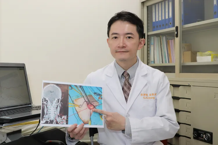 張耕閤醫師表示，病患已重拾健康帶來新生，提醒類似症狀患者切勿掉以輕心。院方提供