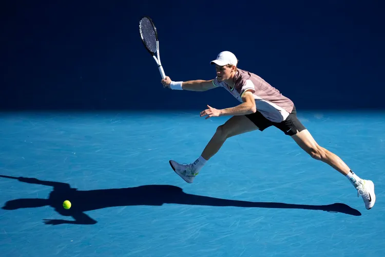 辛納擊退喬科維奇。美聯社