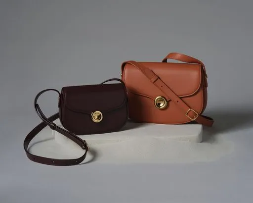 Loro Piana全新Ghiera包款，展現了品牌一貫的低調高質感。品牌提供