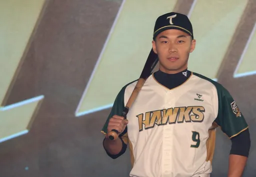 王柏融披台鋼9號新球衣亮相！13字訣送給年輕隊友