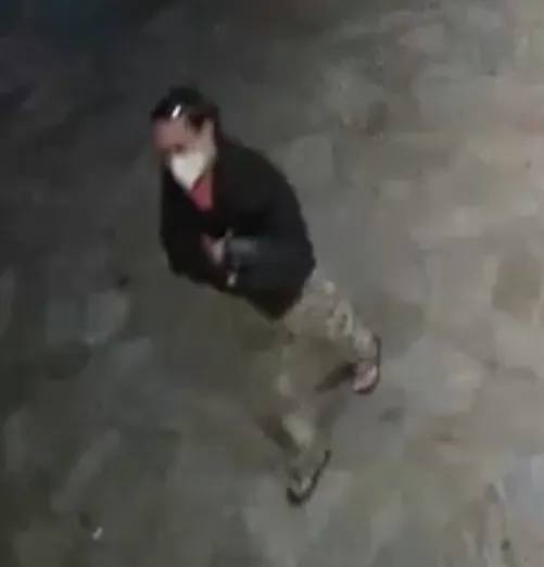 毀容、半裸!25歲中國女夏威夷被潑化學液體 嫌犯逃2天被捕