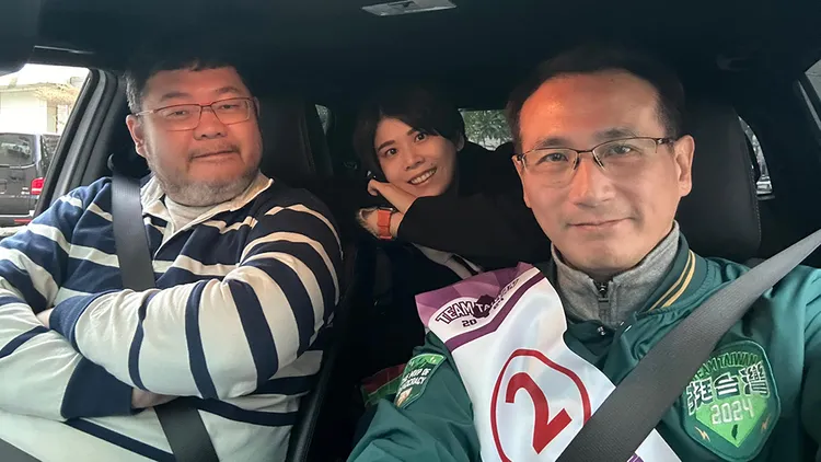 翻攝自鄭運鵬臉書