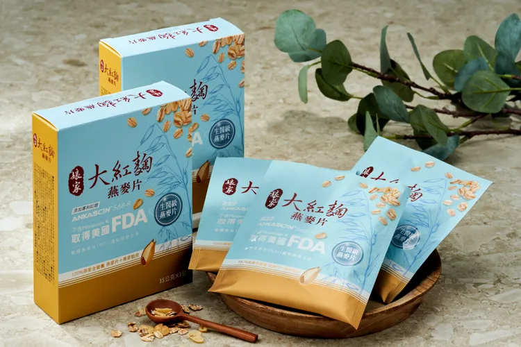 生醫級燕麥新品「娘家大紅麴燕麥片」，不僅擁有燕麥豐富營養外，還添加專利紅麴ANKASCIN 568-R，比起一般燕麥，健康價值更高。