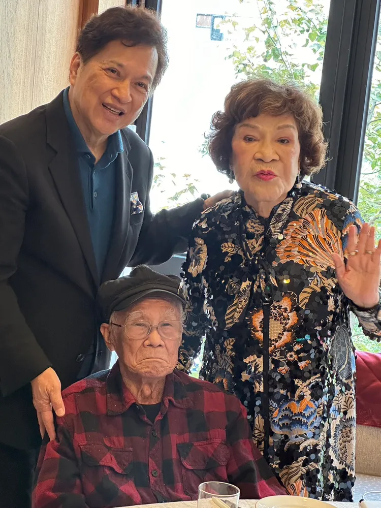 阿姑（右起）、林福地導演及李朝永。趙大智攝