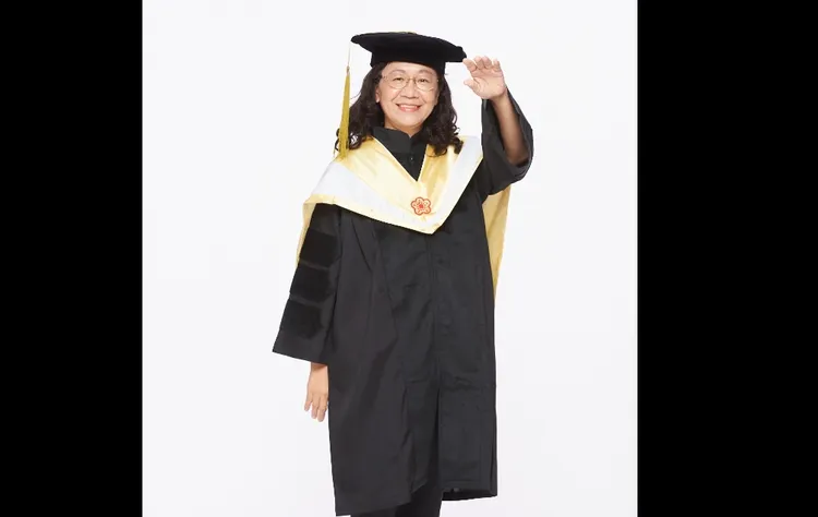 遭警方強制驅離的是萬華區立委候選人李慧曦。翻攝自李慧曦臉書