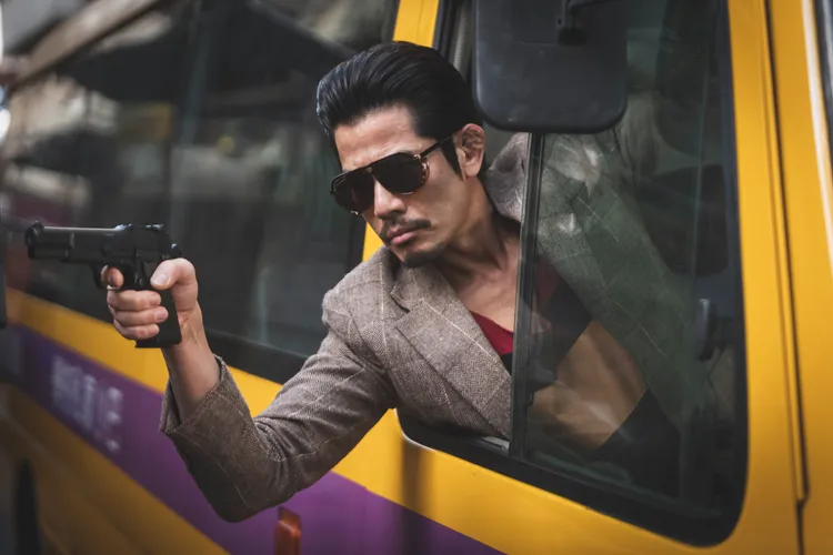 郭富城化身搶匪。華映提供