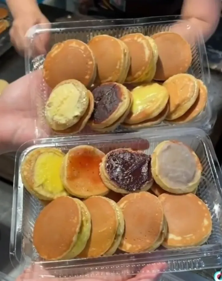 好吃又便宜有紅豆、芋頭、奶油、草莓、奶酥、花生、巧克力等多種口味。TikTok@maysun_boy提供