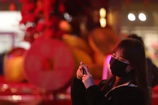 公告「春節禁休、禁離職」!過年休假要交出紅包 全網怒喊:違反勞基法