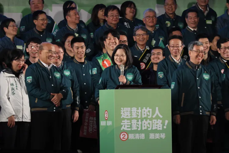 總統蔡英文喊話賴蕭配「會做得比我好」。彭欣偉攝