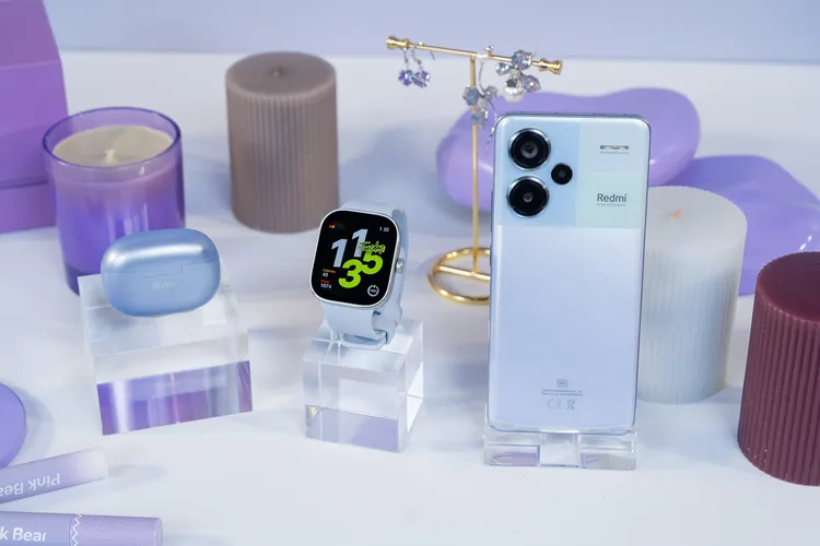 Redmi Note 13 Pro+ 5G主打色極光紫，背蓋採取秩序切割設計，與鏡頭模組排列相互呼應。業者提供