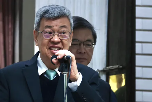 陳建仁：高端沒不可告人之事！　曝公開保密合約嚴重後果