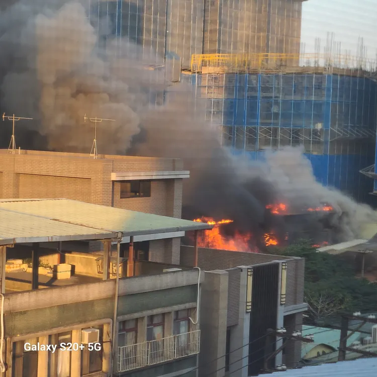 板橋湳雅夜市大火！翻攝臉書「我是板橋人」